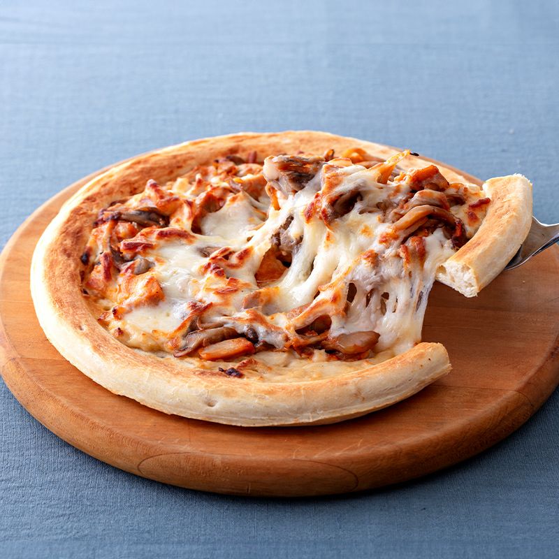 紀ノ国屋 チキンラグーのオニオンクリームピザ（冷凍） | 紀ノ国屋