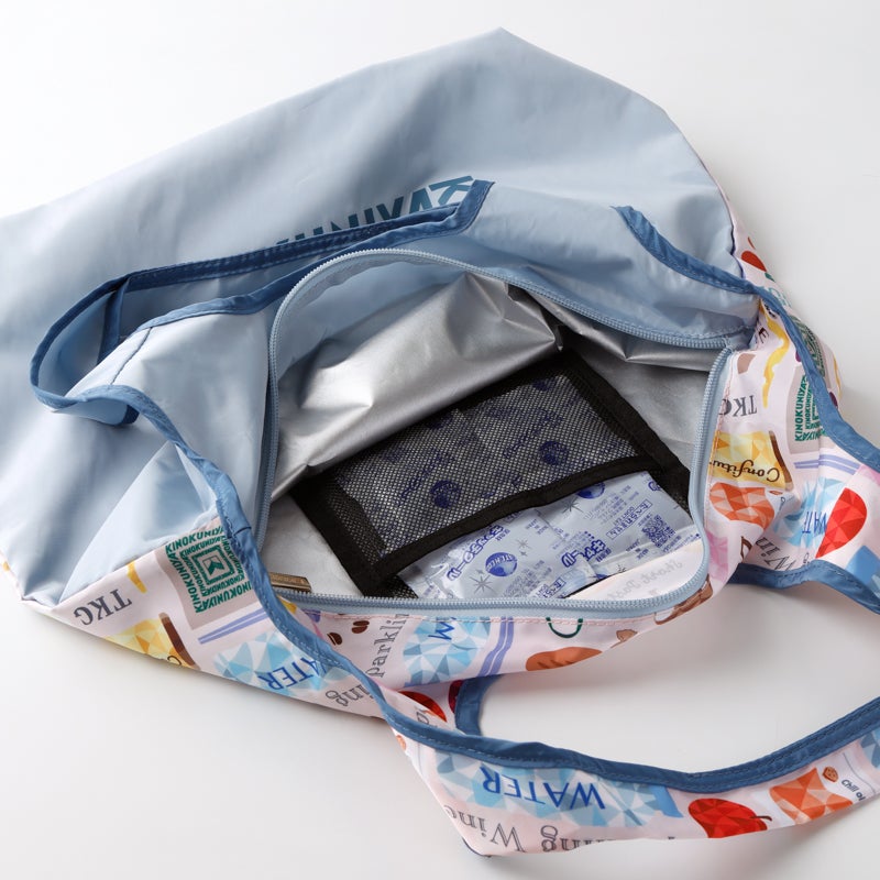 内側のメッシュポケットに保冷剤を収納